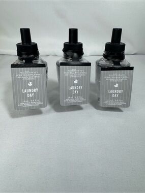 Wallflower Laundry Day Home Fragrance Refills - Black and White